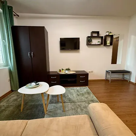 Apartment Elvis's Home2host *